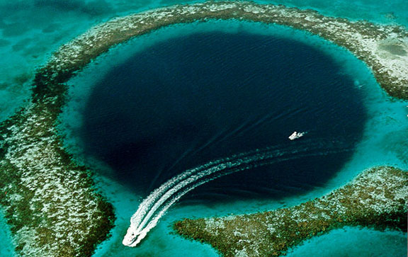 The Great Blue Hole in Belize