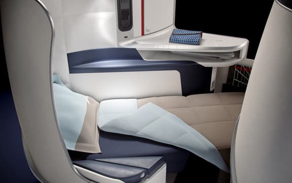 Air France Business Class to Europe thumbnail 2
