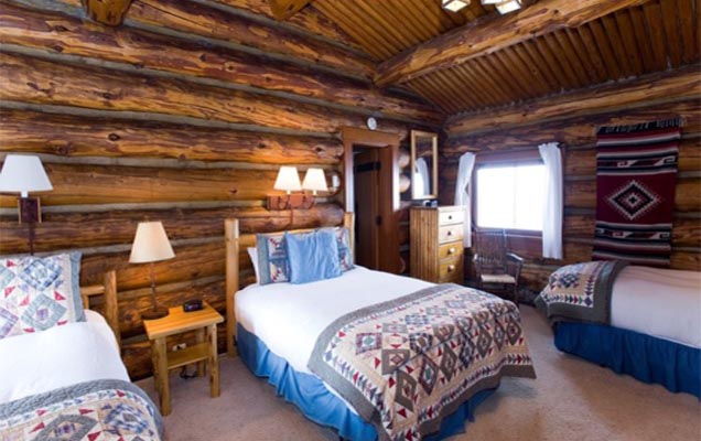 lone-mountain-guest-ranch-usa-accommodation-bed