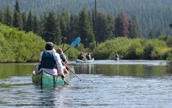 the-resort-paws-up-usa-kayaking